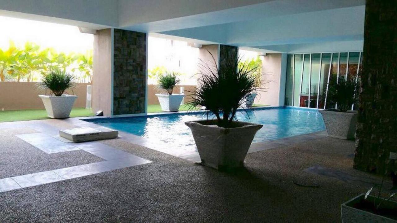 2 Rooms Homestay Deviana Wakaf Che Yeh Κότα Μπάρου Εξωτερικό φωτογραφία